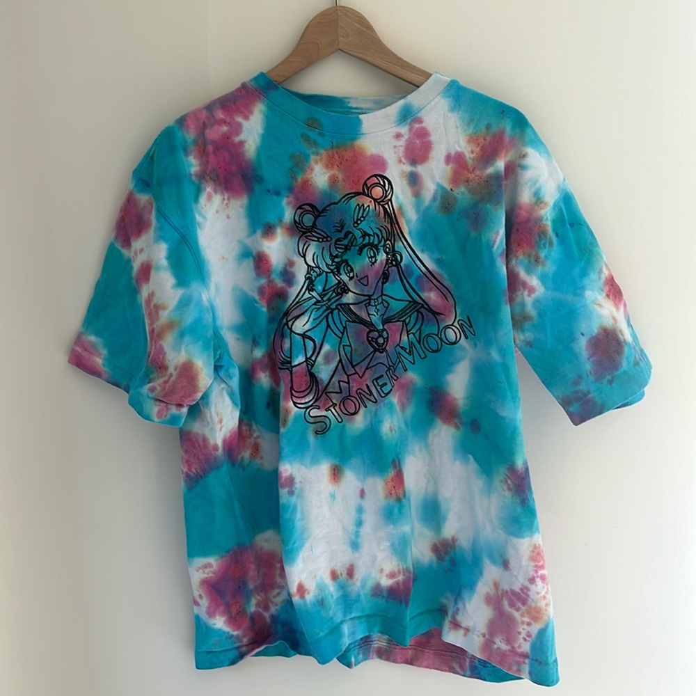 Sailor Moon (Stoner Moon) graphic tshirt - X-Large